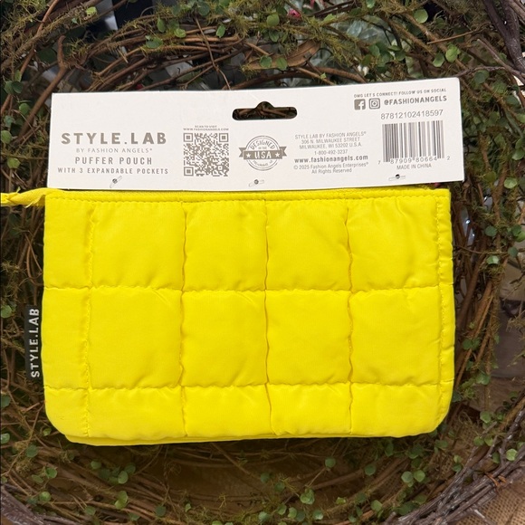 Style Lab Puffer Pouch - Picture 2 of 2